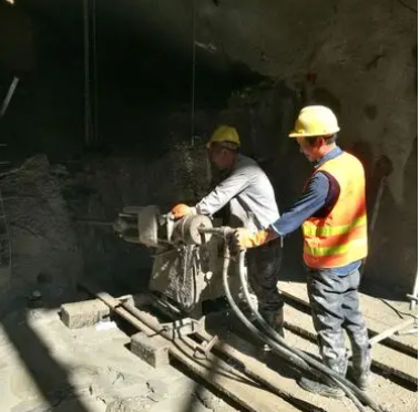 枣强水下抗分散灌浆料特点 水下不分散注浆料介绍