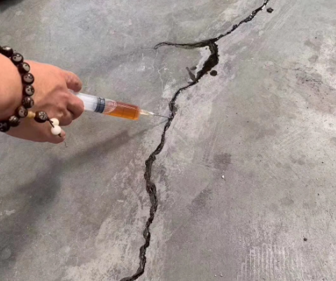 枣强混凝土裂缝修补技术详解​